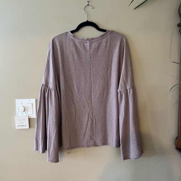NWT Xhilaration Mauve-Taupe Waffle Knit Top with Bell Sleeve - Picture 8 of 12